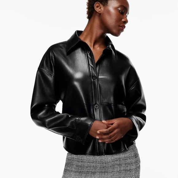 Aritzia Jackets & Blazers - Babaton Pelli Hip Shirt Jacket Size L